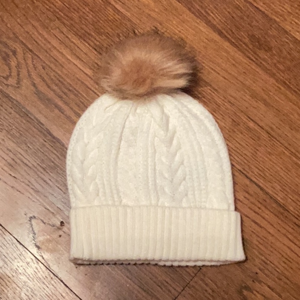 J crew hat with puff - new without tags